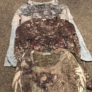 3 long sleeve shirts